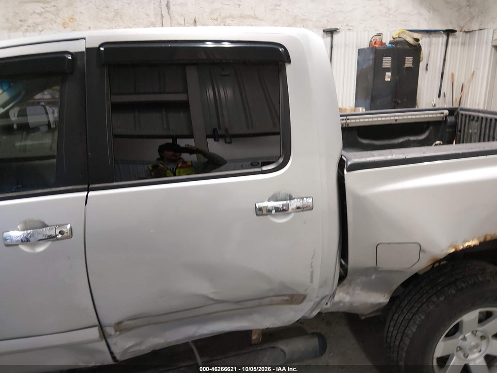 2005 Nissan Titan LE photo 6