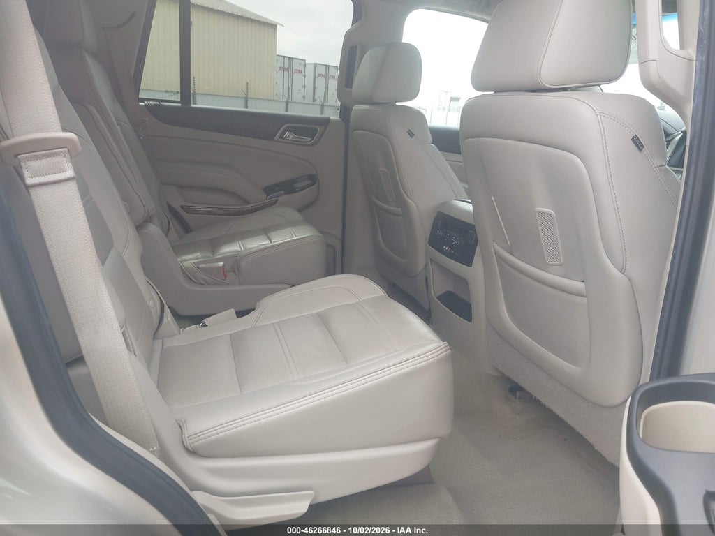 2016 GMC Yukon Denali photo 8