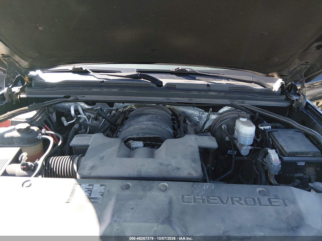 2018 Chevrolet Suburban LT photo 10