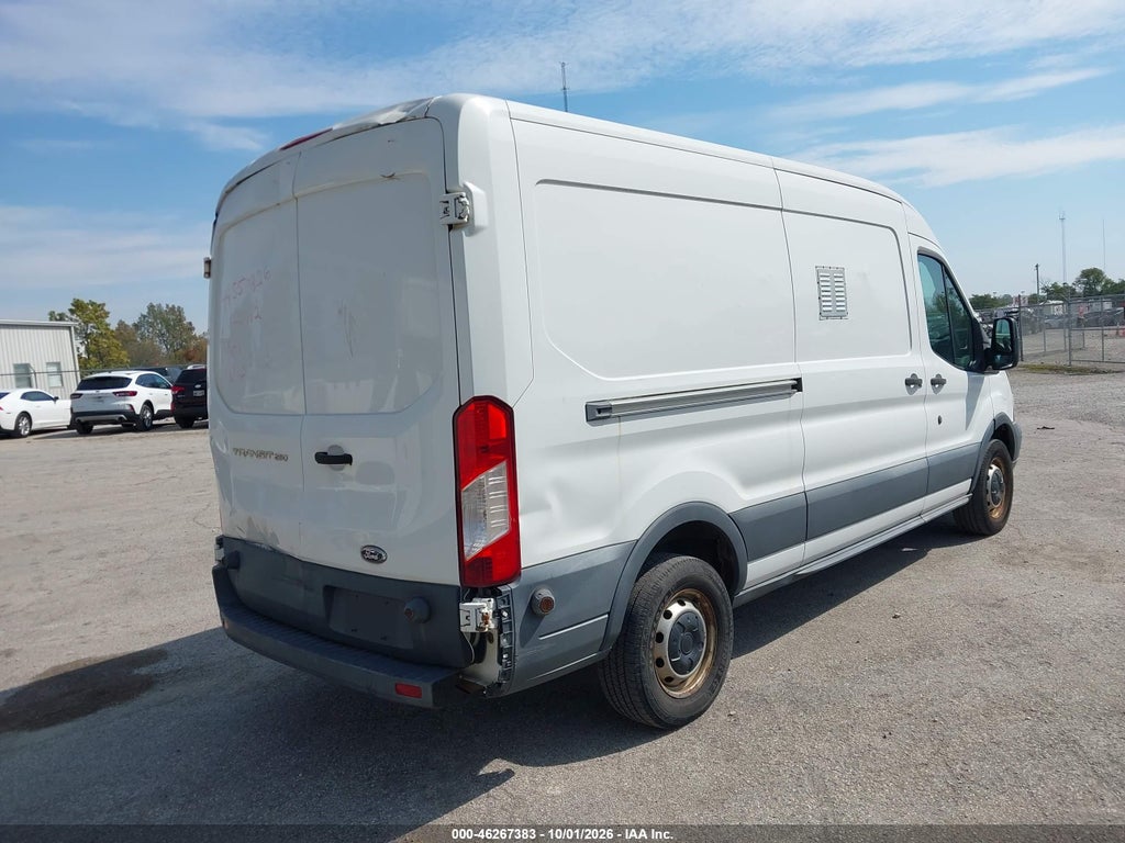 2015 Ford Transit-250 photo 4