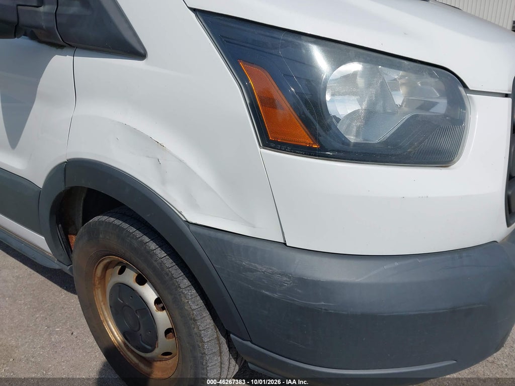 2015 Ford Transit-250 photo 6