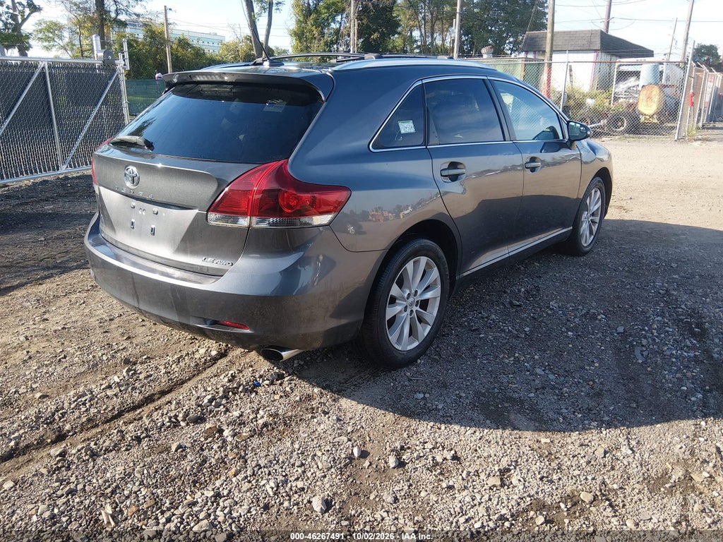 2014 Toyota Venza LE photo 4