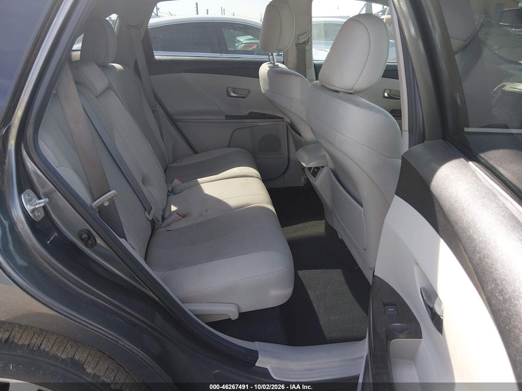 2014 Toyota Venza LE photo 8