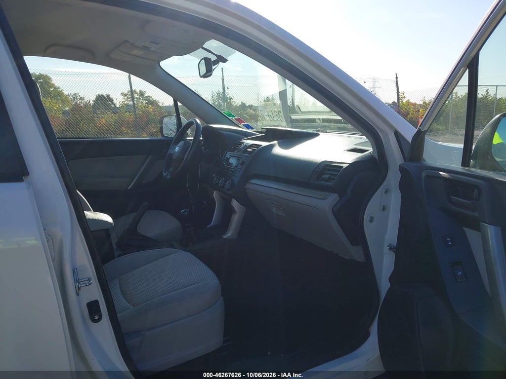 2014 Subaru Forester 2.5I Premium photo 5