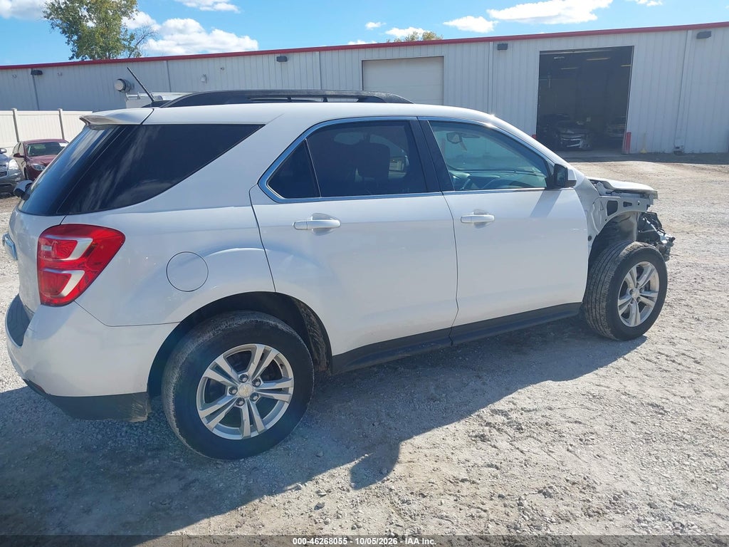 2016 Chevrolet Equinox LT photo 4
