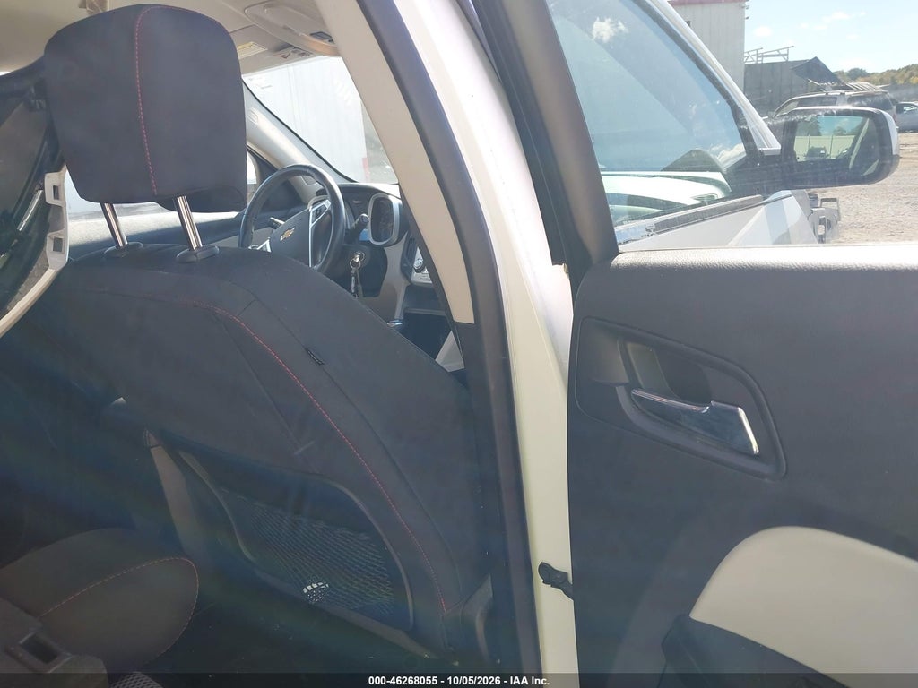 2016 Chevrolet Equinox LT photo 8