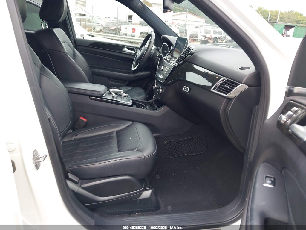 2018 Mercedes-Benz GLE 350 4MATIC photo 5