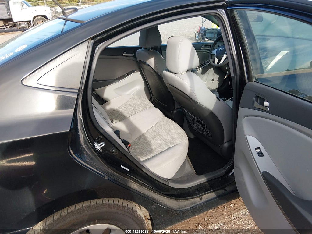 2017 Hyundai Accent SE photo 8
