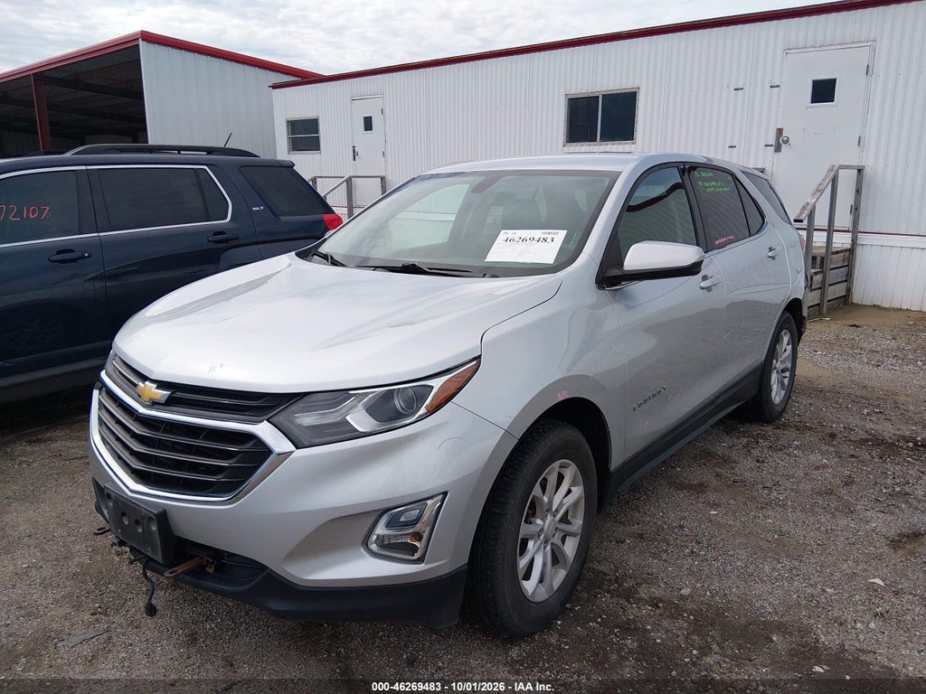 2019 Chevrolet Equinox LT photo 2