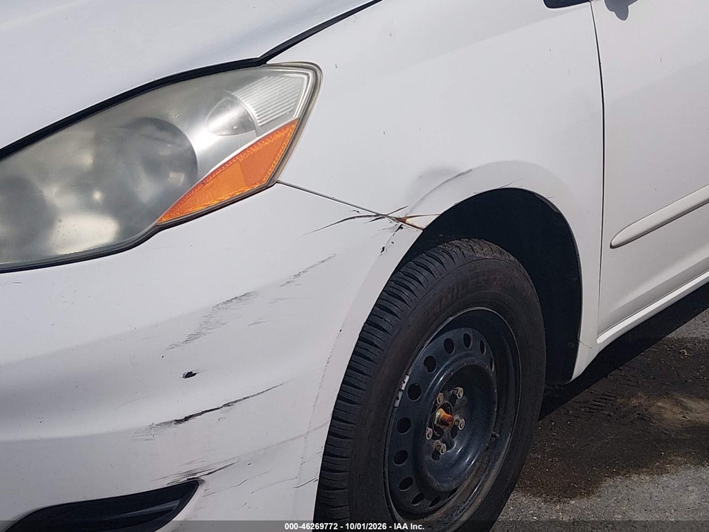 2008 Toyota Sienna LE photo 6