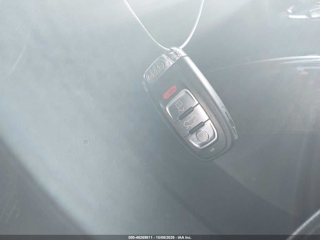 2012 Audi Q5 2.0T Premium photo 11