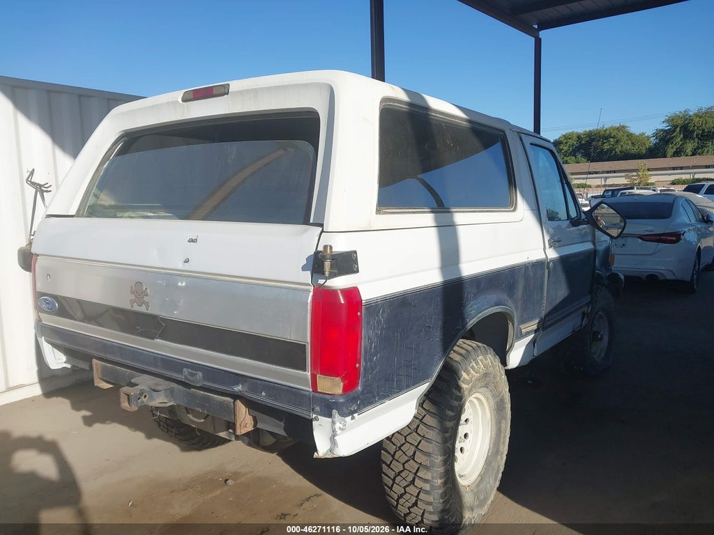 1993 Ford Bronco U100 photo 4