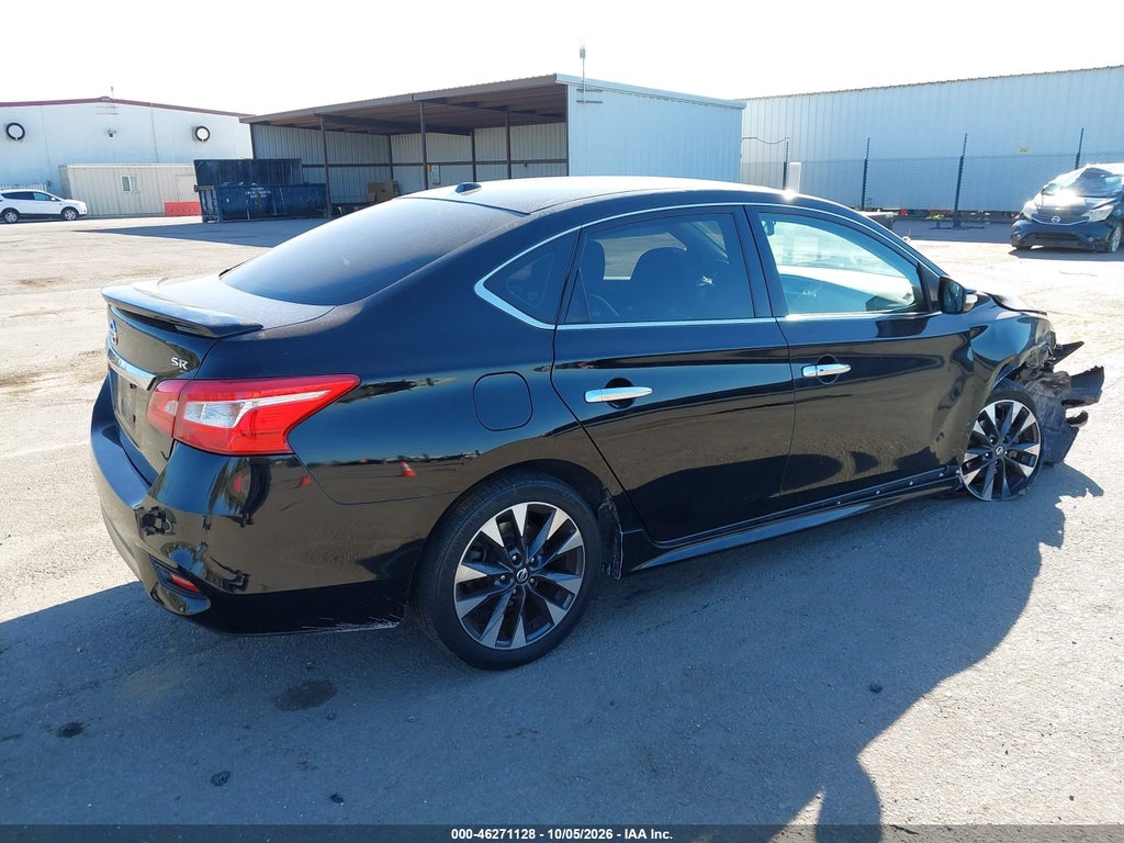 2016 Nissan Sentra SR photo 4