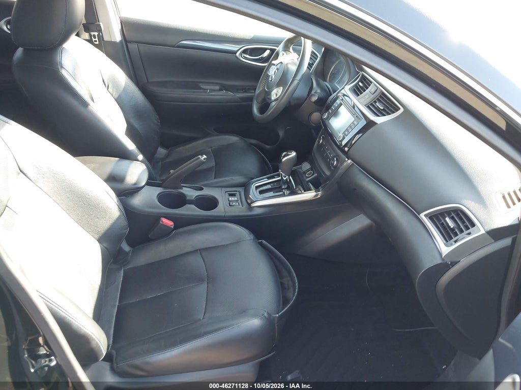 2016 Nissan Sentra SR photo 5