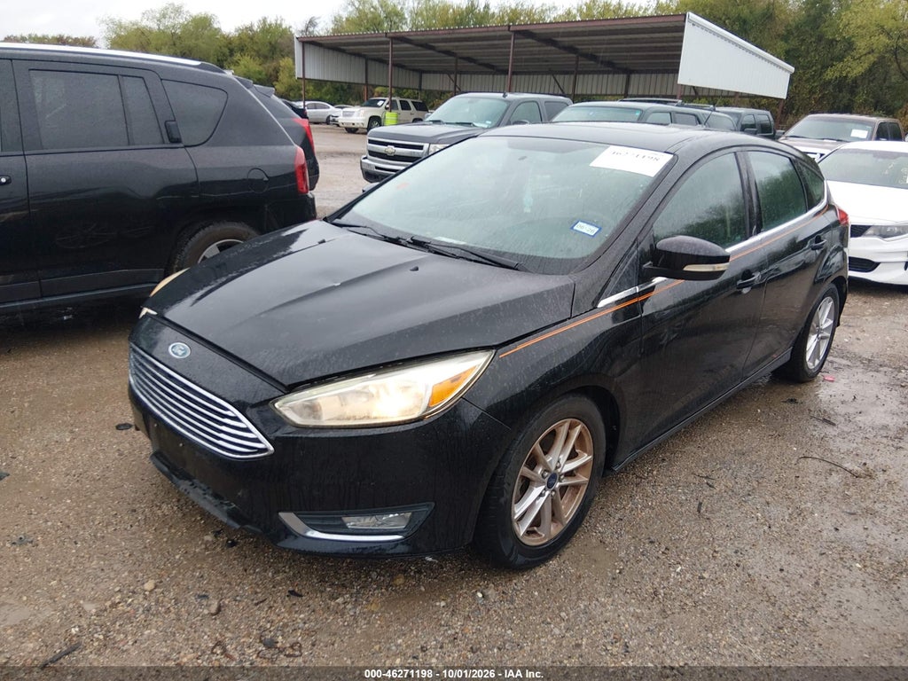2015 Ford Focus Titanium photo 2