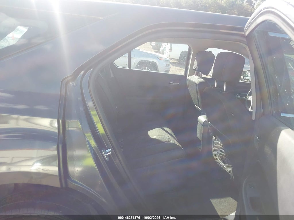 2013 Chevrolet Equinox LS photo 8