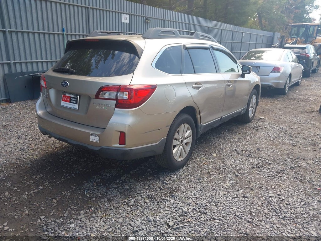 2015 Subaru Outback 2.5I Premium photo 4