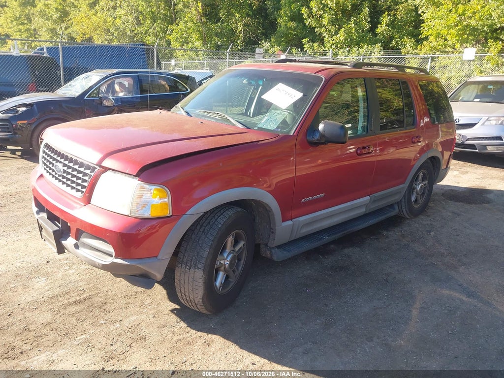 2002 Ford Explorer XLT photo 2