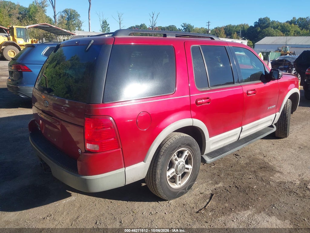 2002 Ford Explorer XLT photo 4