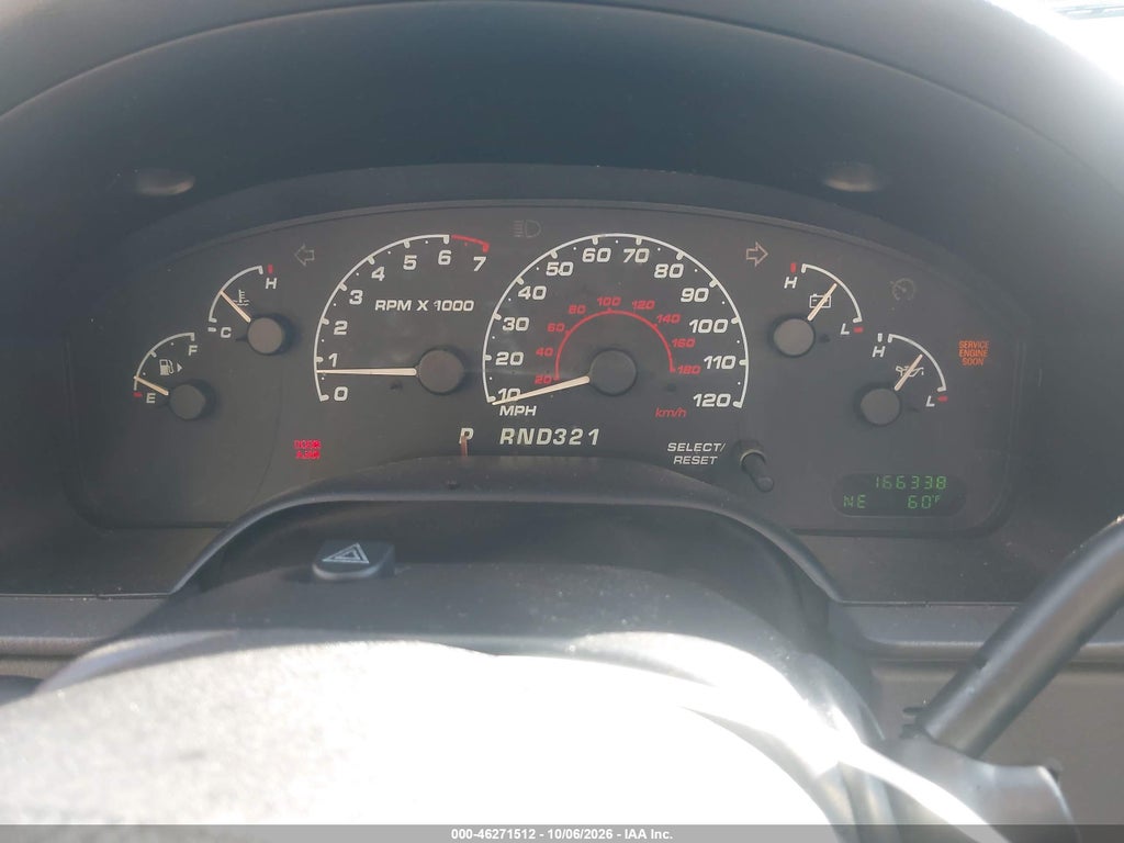 2002 Ford Explorer XLT photo 7