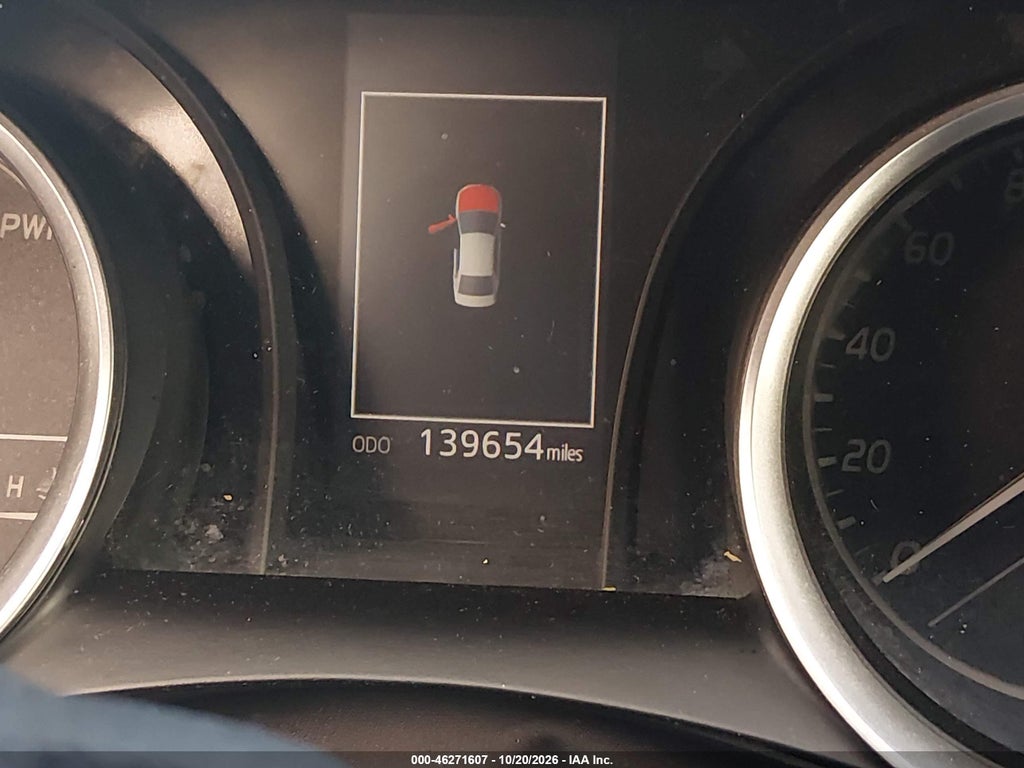 2021 Toyota Camry LE Hybrid photo 7