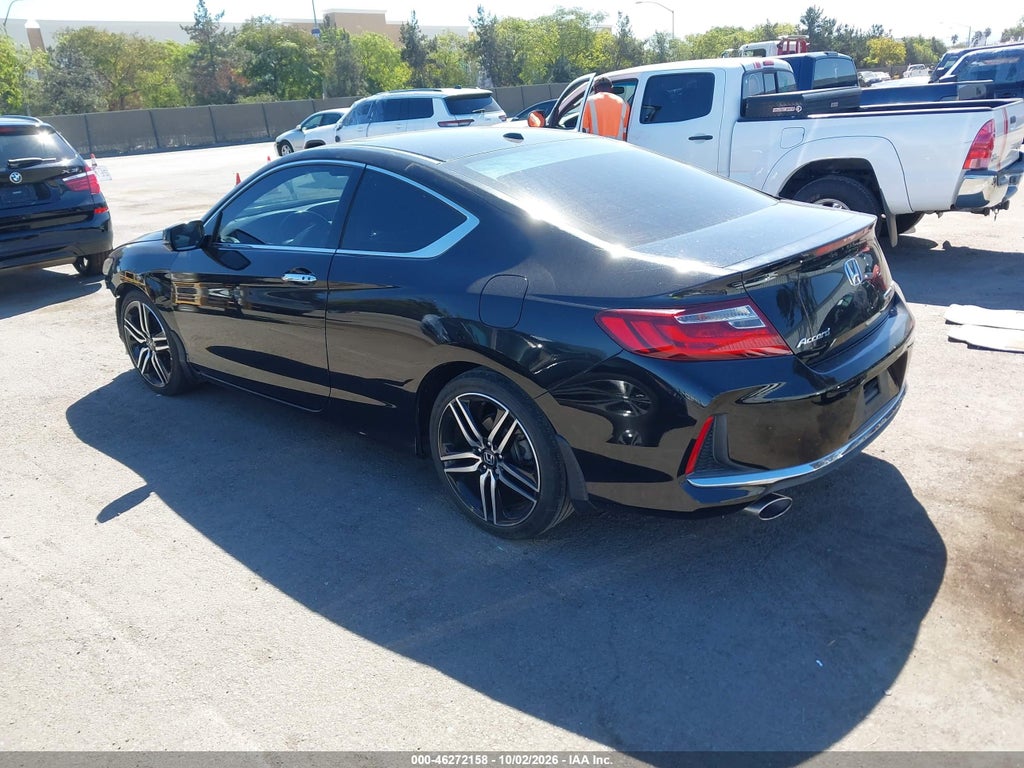 2017 Honda Accord Touring V6 photo 3