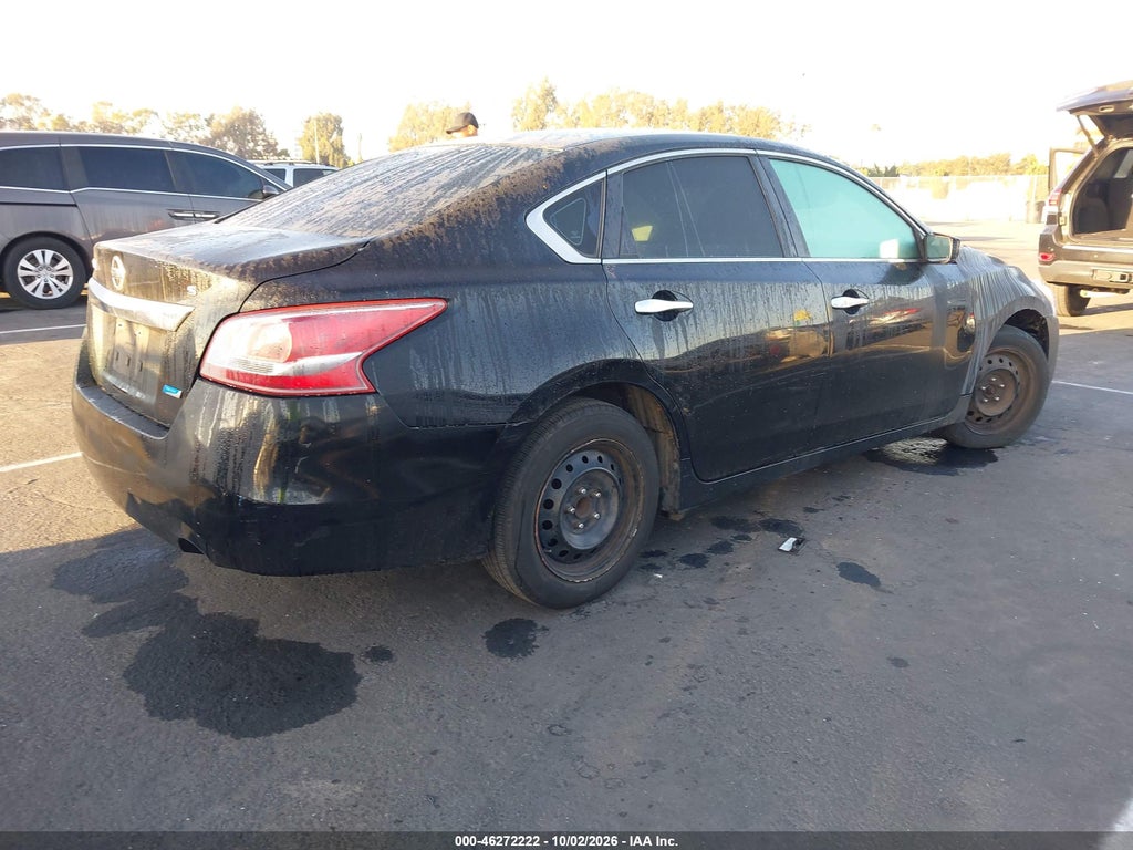 2013 Nissan Altima 2.5 S photo 4