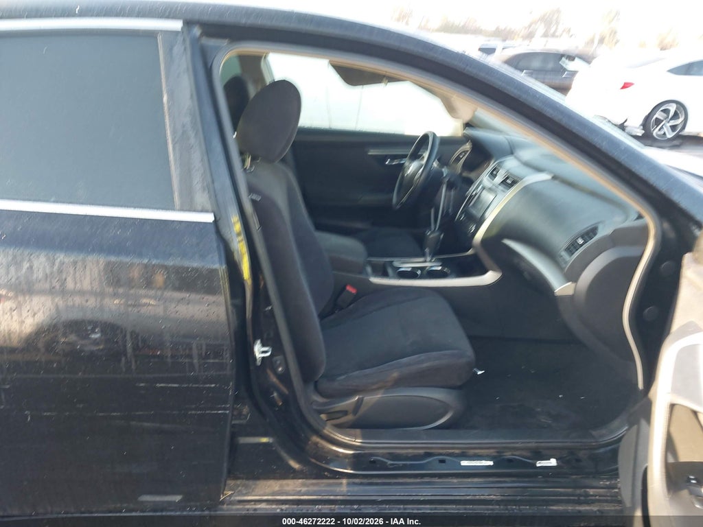 2013 Nissan Altima 2.5 S photo 5