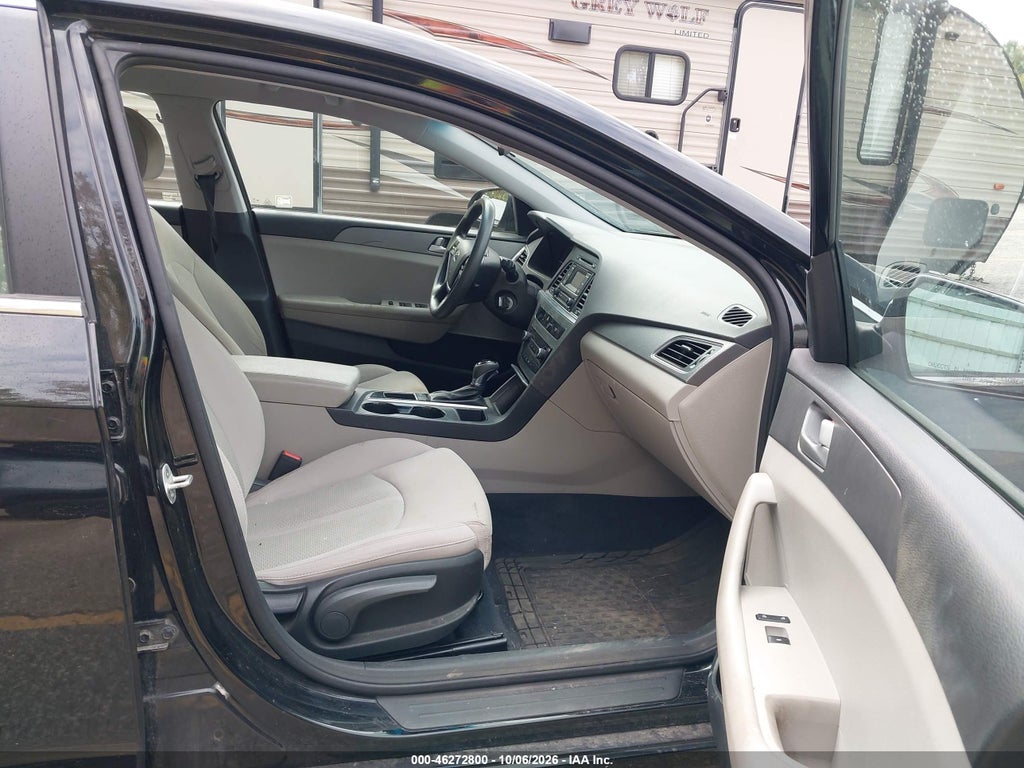 2015 Hyundai Sonata SE photo 5