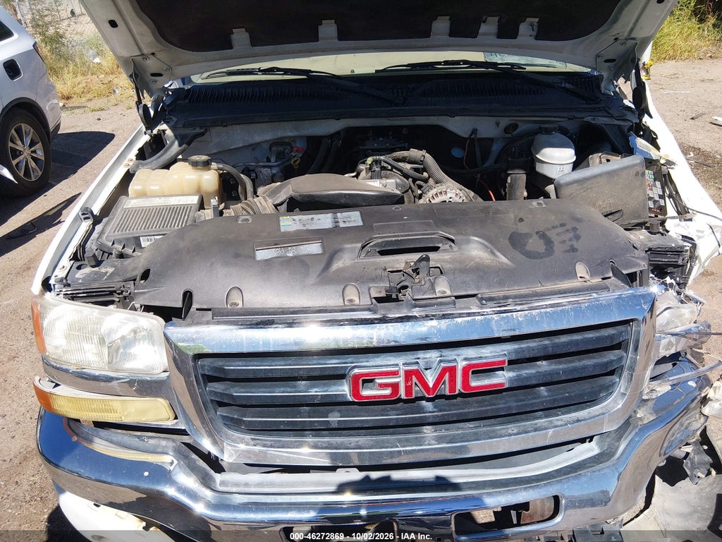 2004 GMC Sierra 1500 SLE photo 10