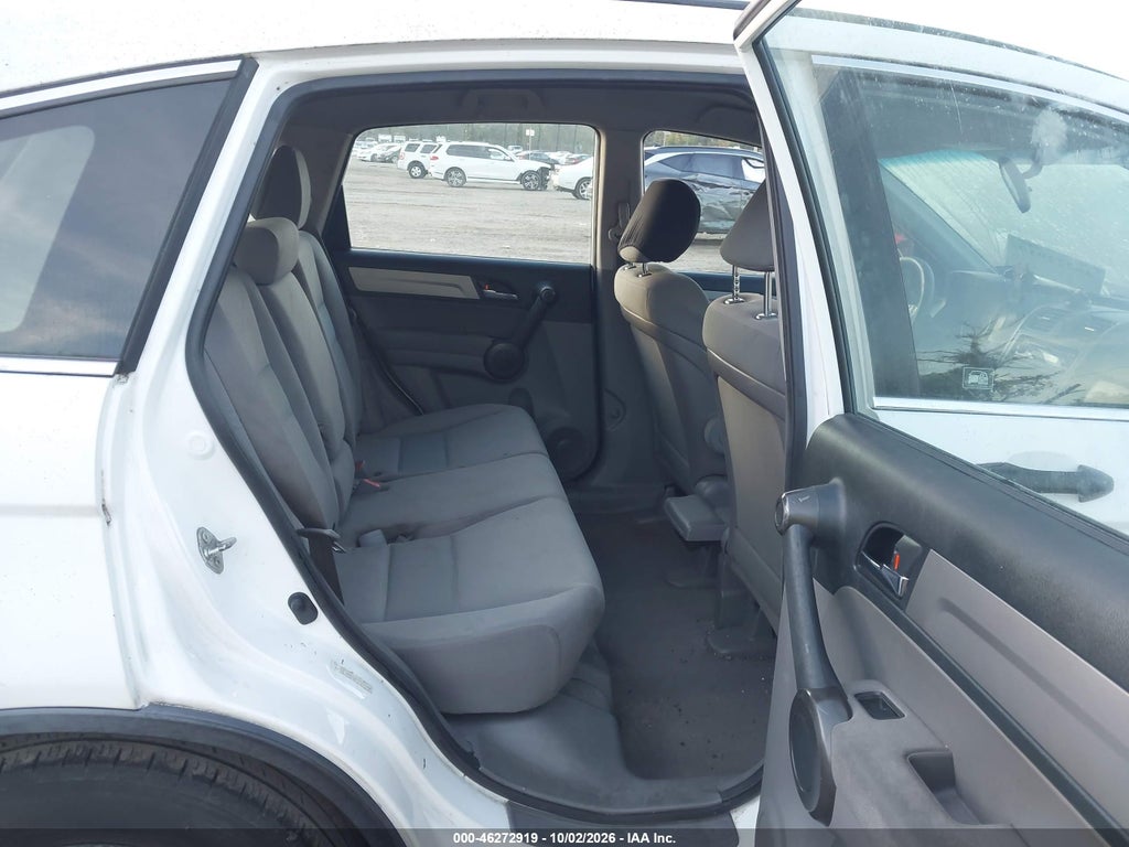 2010 Honda CR-V LX photo 8