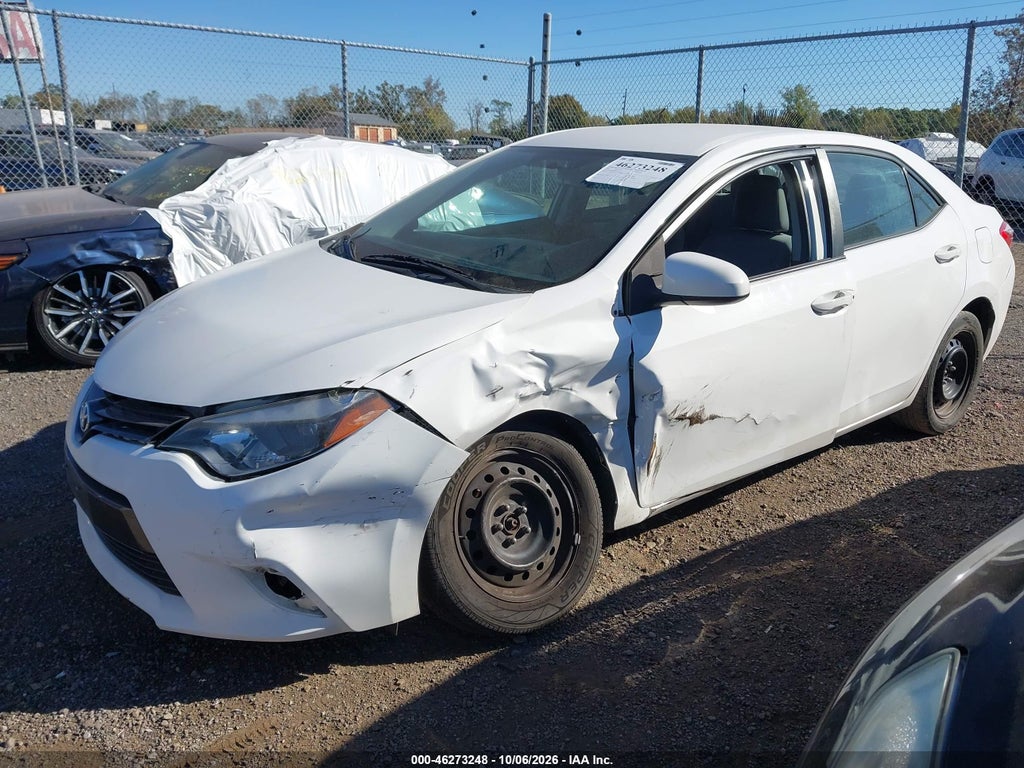 2016 Toyota Corolla LE photo 2