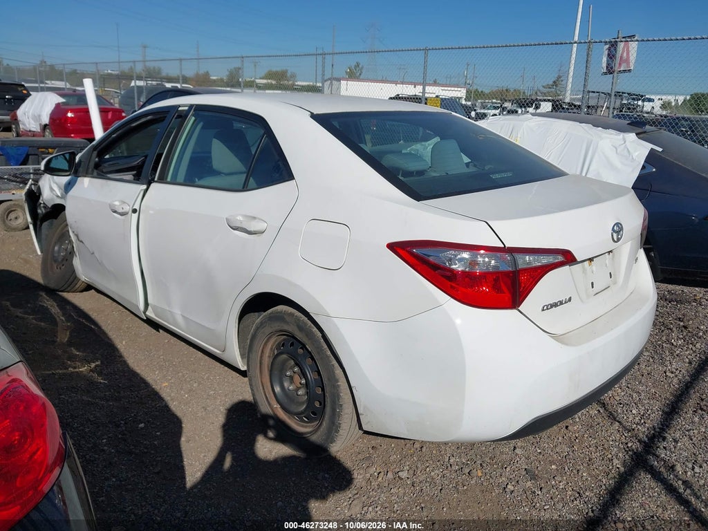 2016 Toyota Corolla LE photo 3