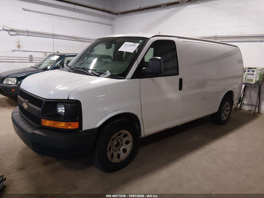 2013 Chevrolet Express 1500 Work Van photo 2