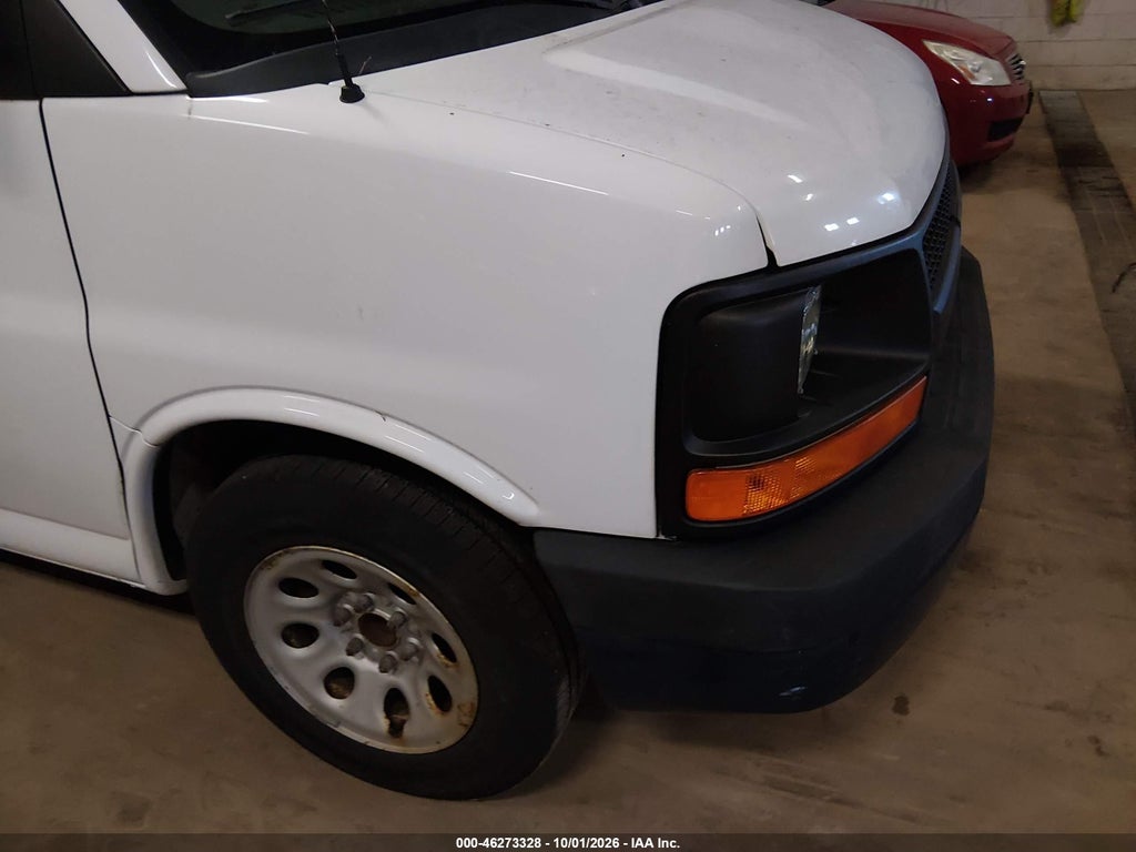 2013 Chevrolet Express 1500 Work Van photo 6