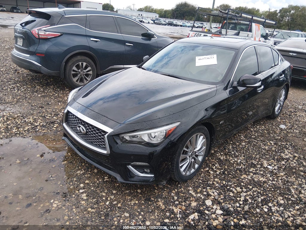 2018 Infiniti Q50 3.0T Luxe photo 2