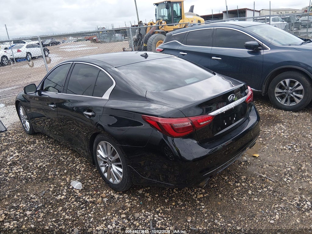 2018 Infiniti Q50 3.0T Luxe photo 3