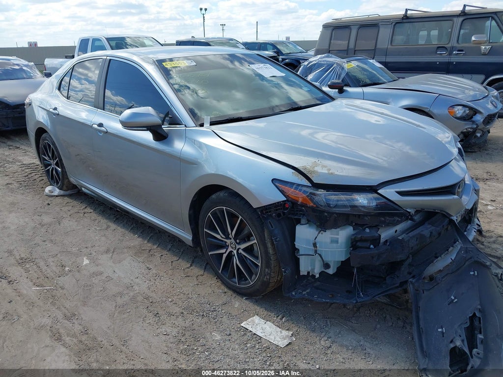 TOYOTA CAMRY 2022