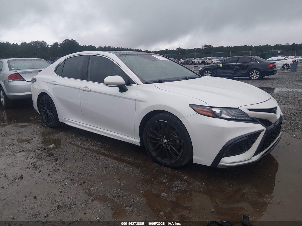 TOYOTA CAMRY 2023