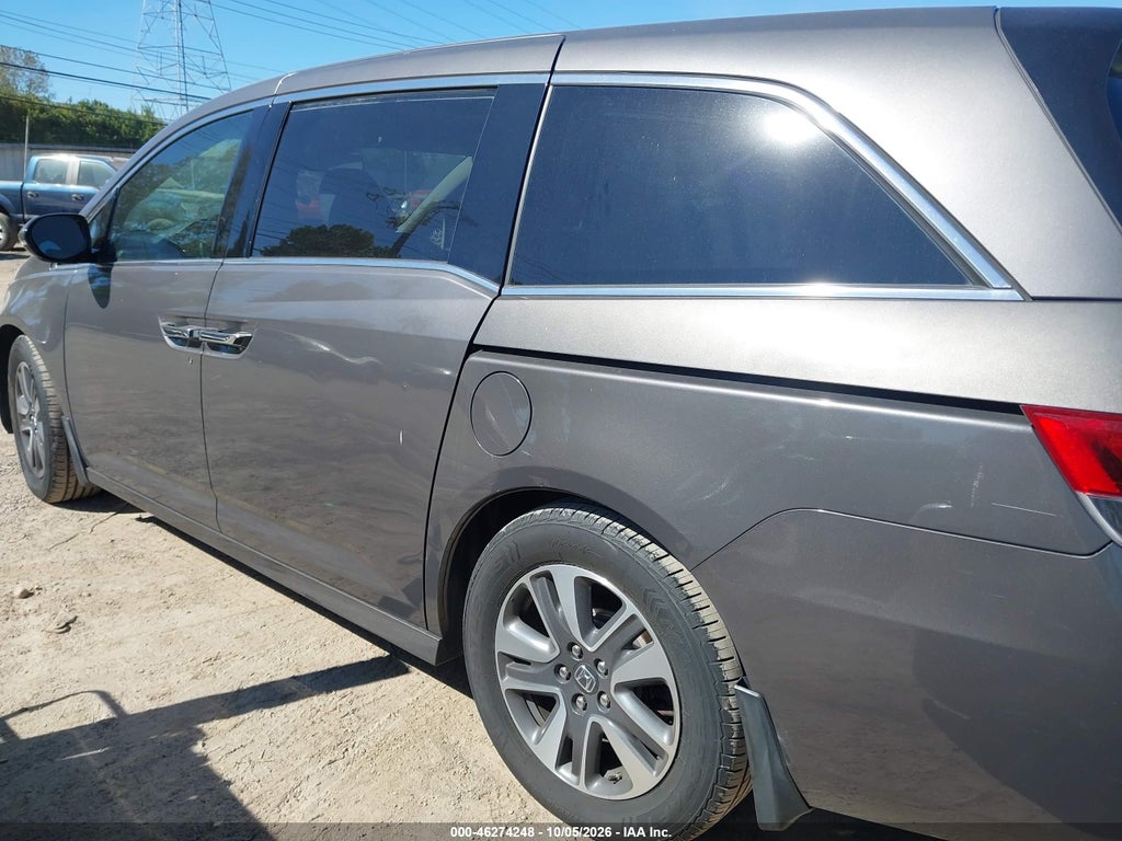 2016 Honda Odyssey Touring/Touring Elite photo 3