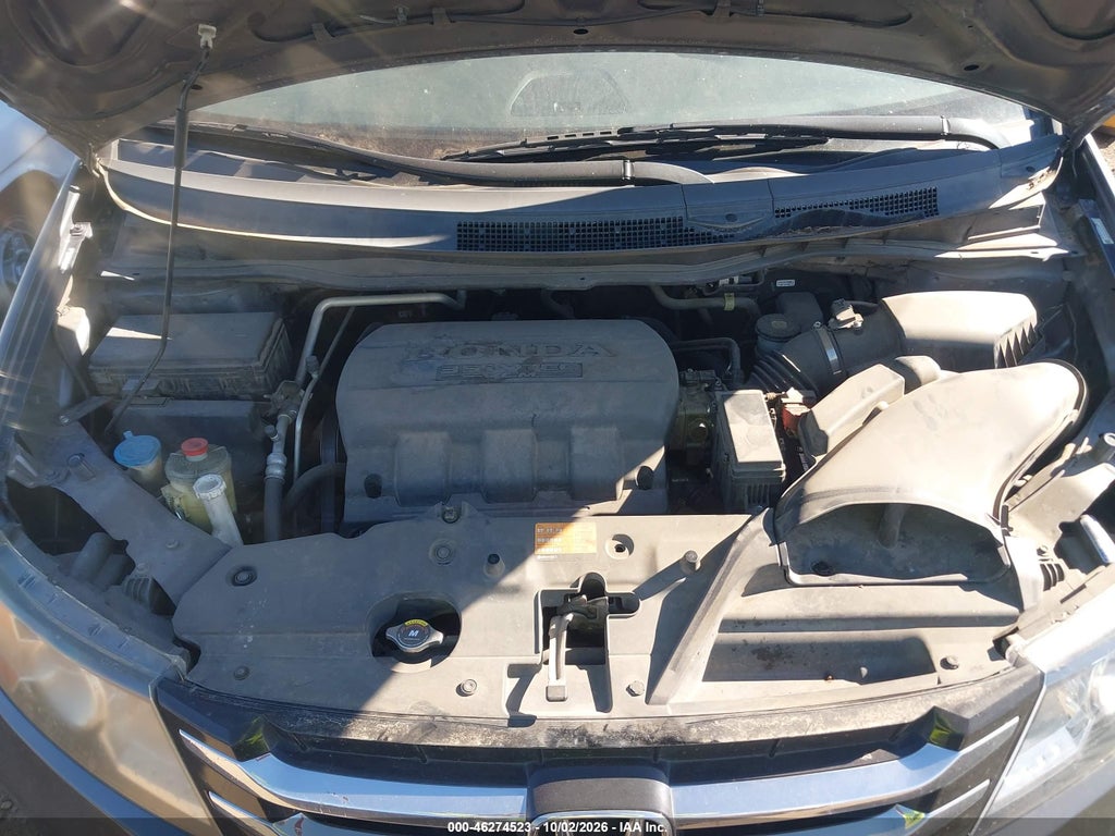 2016 Honda Odyssey EX-L photo 10