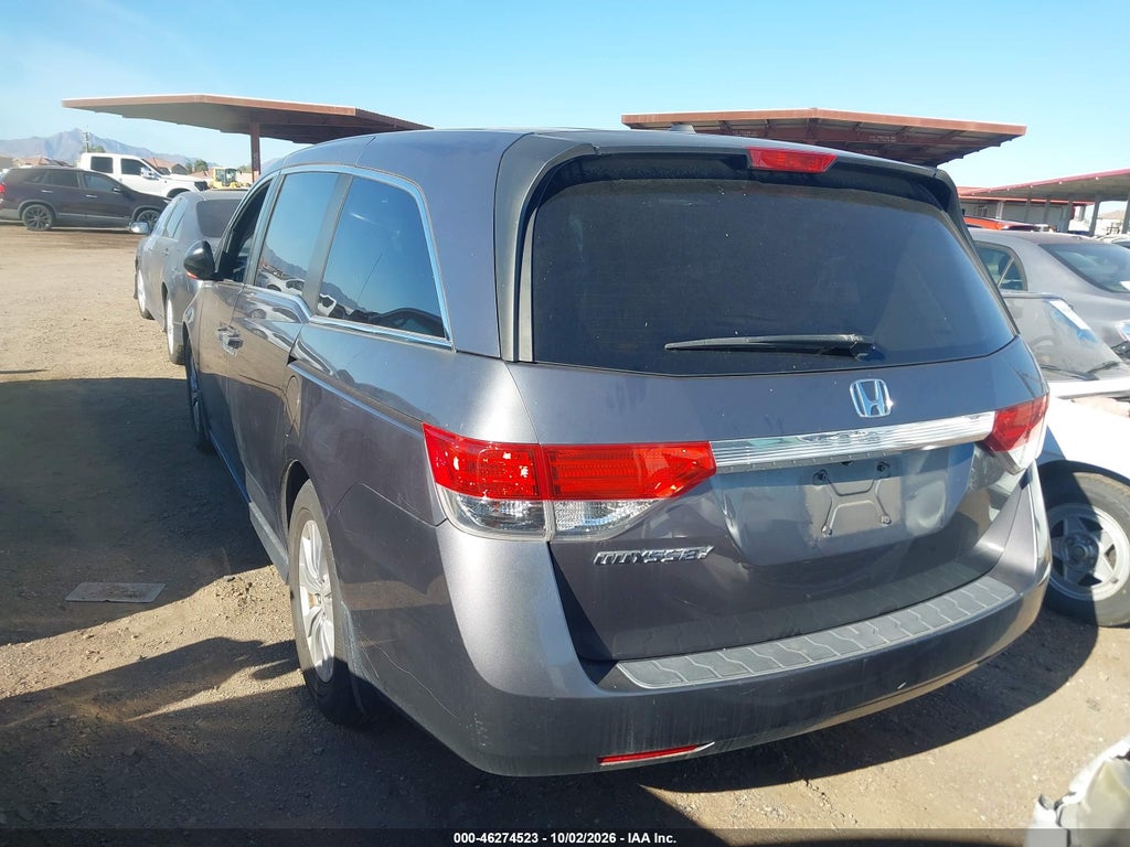 2016 Honda Odyssey EX-L photo 3