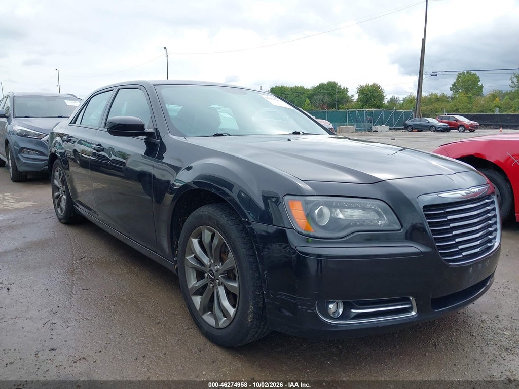 2014 Chrysler 300 300S photo 1
