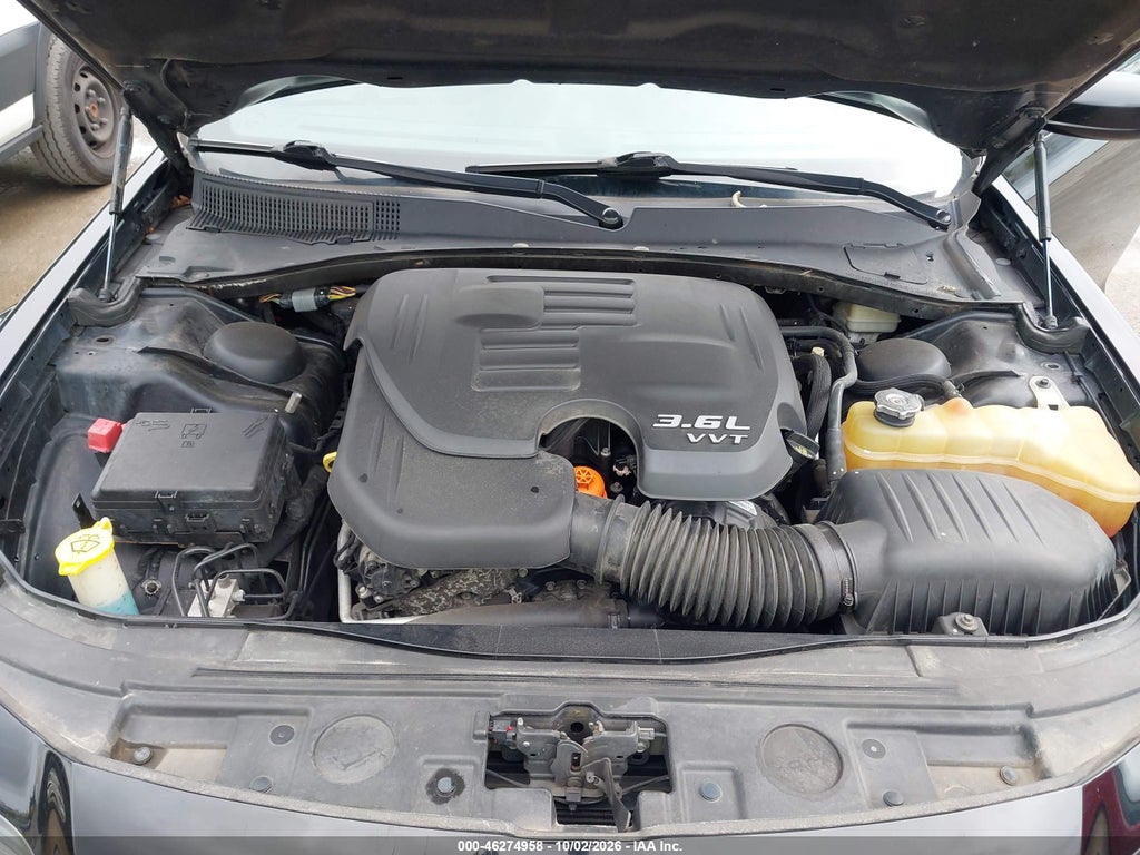 2014 Chrysler 300 300S photo 10