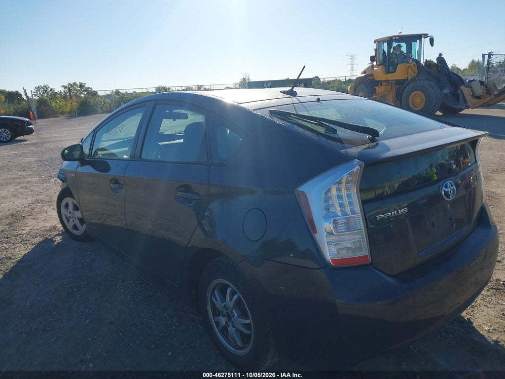 2010 Toyota Prius II photo 3