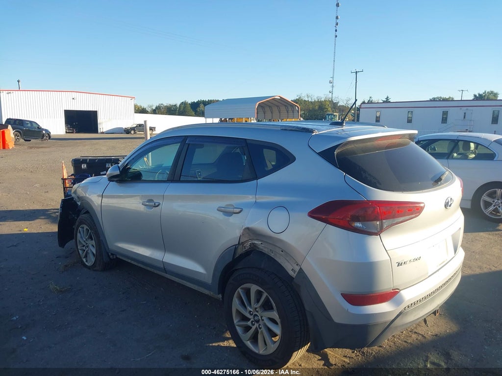 2016 Hyundai Tucson SE photo 3