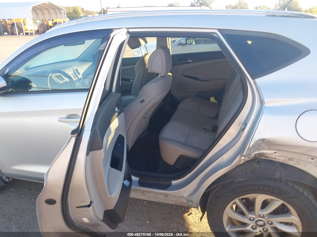 2016 Hyundai Tucson SE photo 8