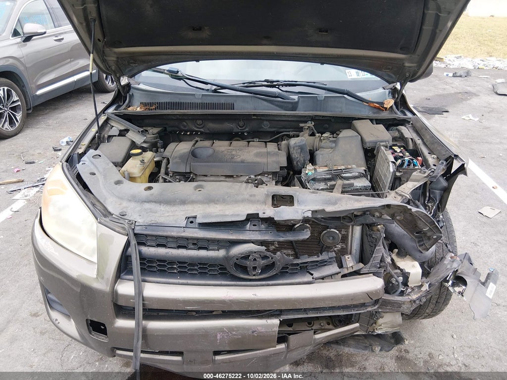 2011 Toyota RAV4 photo 10