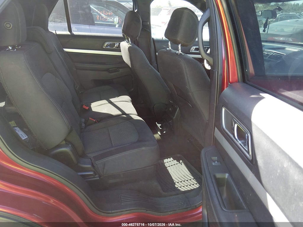 2017 Ford Explorer XLT photo 8