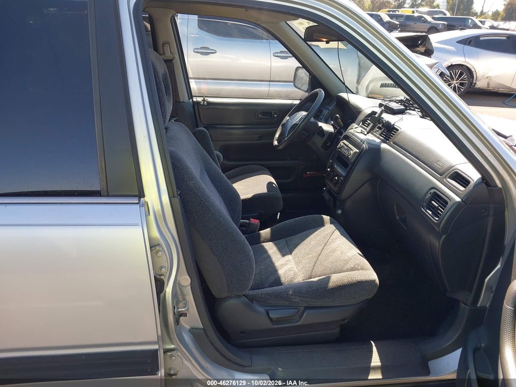 2000 Honda CR-V LX photo 5